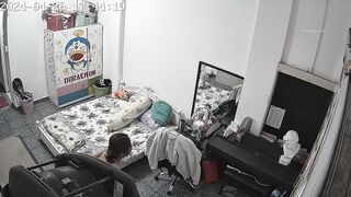 【最高尻】最高の妹が親友と自宅で着替えてオナニーする33V jav jvip ipcam (10)