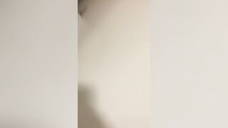 【JKおしっこ空爆①】制服JK達のおしっこ姿をがっつり上から撮影！スマホ撮影の緊張感が最高 voyeur jp 2 (3)
