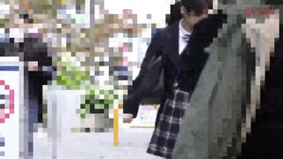 《最強ロリ巨乳》【電車チカン】ロリ×ツインテ×セーラー×爆乳の最強コンボ★2日前に数学の先生に初めてを捧げたと衝撃カミングアウト jav jvip 2
