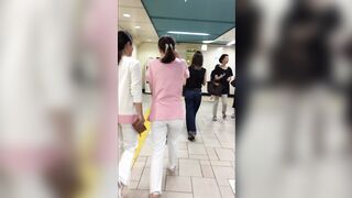 ３ ヶ月限定販売 No.3「最高傑作BODY！！！」, No.759 肉厚お尻でスキニーがパツパツにはち切れ寸前の裸よりもいやらしい下半身お嬢さん  voyeur jp 3 (3)