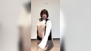 プリプリの桃尻スジマン超美形コスプレ自撮り女子★zipファイル jav jvip (1)