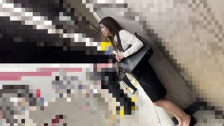 [乗車記録172]疲れを隠そうともせず気だるげに電車を待つ美しき容姿を持つ20代OL jav jvip