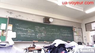 未公開校内教室の着替え１ voyeur jp