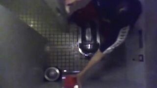 女子●生水泳部トイレ盗撮 voyeur jp