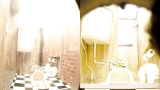 【隠撮】和式トイレ放尿放屁黙示録 05 voyeur jp