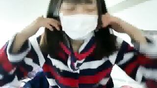 とっても可愛いストレートヘアーな女の子の剛毛マンコオナニー jvip