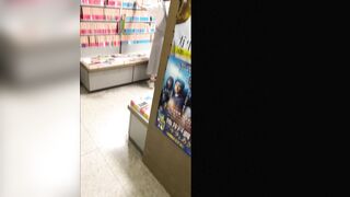 本が好きな女の子の可愛いパンツ jvip