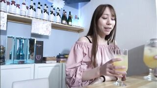 【再販】スレンダー巨乳の塩対応ガルバ店員を口説いて店外カフェデートでリモバイ露出したらノリが良かったのでトイレでＳＥＸまでキめた【個撮】 jvip