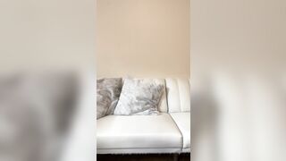 承認欲求で中出しセックスまで曝け出すプリ尻激カワ女子自撮りオナニー＋特典★zipファイル jvip 05