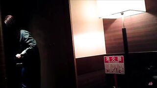 ヌケル人気モデル(１２)ばら売りアイドル級の可愛い子！のうんち＆鼻ほじり２画面マルチ編集のおまけつき voyeur jp 2