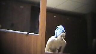 Locker 101 jvip 120526 09