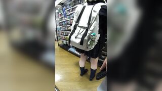 逆さ撮りの現場premium３-重ね制服娘にお仕置き編 voyeur jp 01-130526