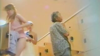 盗撮 温泉女風呂 女の秘園!! 脱衣所＆入浴編 Vol.07-12 voyeur jp 150526 01