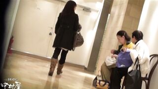 飛び出す黄金水！！！ア〇レ潜入 かわや盗撮 vol.01 voyeur jp 150526
