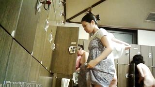 マルッと追い撮り！女撮師 スーパー銭湯 nidai002_00 voyeur jp 160526