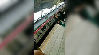 逆さ撮り-スカートにぶっこみをしてみたno-17-顔撮りあり voyeur jp 01-160526