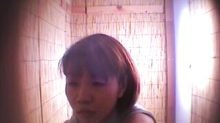 Summer beaches！Toilet peeping！py006_00 voyeur jp 160526