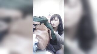 【早期特価】美女コンビニトイレ05-01 voyeur jp 160526 01