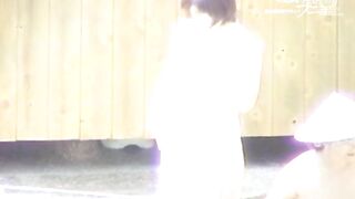 026punyo 禁断の花園 秘境温泉露天風呂07-12 voyeur jp 160526 02