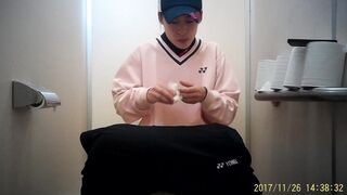 Tennis㊴ ４名収録！お腹が痛くていきみ顔＆中腰おしっこ娘＆美人なお姉さん(^o^)／ voyeur jp 160526 06