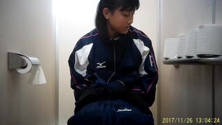 Tennis㊴ ４名収録！お腹が痛くていきみ顔＆中腰おしっこ娘＆美人なお姉さん(^o^)／ voyeur jp 160526 11