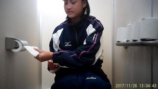 Tennis㊴ ４名収録！お腹が痛くていきみ顔＆中腰おしっこ娘＆美人なお姉さん(^o^)／ voyeur jp 160526 12