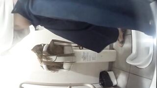 無】週末特別価格 美人が多い駅直下トイレ 2 voyeur jp 160526