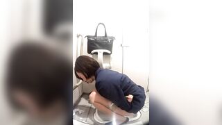 美人が多い駅直下トイレ1 voyeur jp 160526