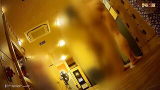【神降臨 限定プレミアム】幅広い年齢層 ～お姉さんまでオムニバス【限定版24】 voyeur jp 170526