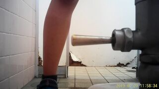 秘密の公園トイレ voyeur jp 170526 03