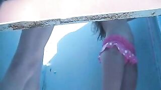 ボックス型更衣室の下からカメラを・・。 voyeur jp 170526 26
