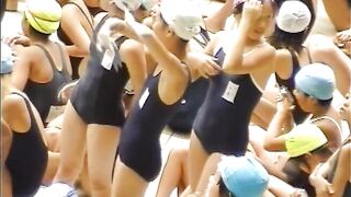 プールの授業はスクール水着です♪ 「２」 voyeur jp 180526