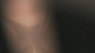 【のぞき】民家 夜間徘徊での女子入浴中＆バレ3発★15名以上～ 46分Ⓐ©ⒼⅩ voyeur jp 180526