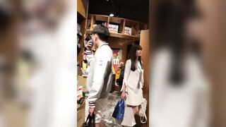 お姉さんの逆さパンチラ動画-静止画-１５８ voyeur jp 02-200526