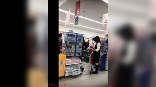 ショップ店員さんのパンチラ04-薄紫サテンパンツ voyeur jp 01-210526