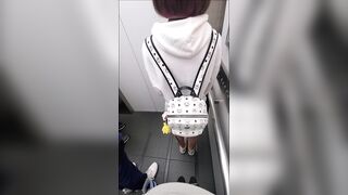 過去最高撮れ高-くい込みすぎてノーパンかとwww-美形オタク娘まさかのtバック-巨乳ブラまで丸見え-これはヤバいです voyeur jp 01-210526
