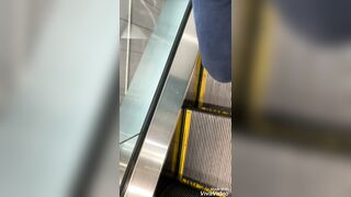 4k-空港のエスカでja-のcaさんの純白パンツをget voyeur jp 01-230526