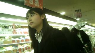 高画質-制服娘逆さ撮りｎｏ６４ voyeur jp 01-240526
