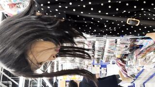 眼鏡お姉さんの花園を覗いてみる voyeur jp