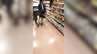 ２人の若ママさんの逆さパンチラ動画 静止画 １７８ voyeur jp 03