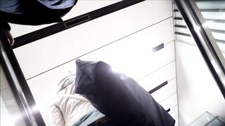 都会はミニスカのパンチラ宝庫 セット3 voyeur jp 01