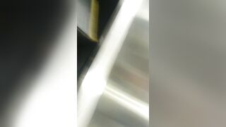 生ぶっかけ 私服ｊｋエスカで逆さからの生ぶっかけ voyeur jp
