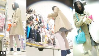 色気に磨きをかけるパンストレディのパンチラ voyeur jp