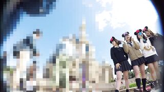 顔出しjk28 夢の国12お城前へおいでやす はんなりjk パンツ見えちゃう jk集団の可愛いとこどり voyeur jp