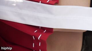 超高画質fhd動画 撮られるだけで感じています コスプレイヤーとはカメ爺に生パンツを見せるのがお仕事ですno 1 voyeur jp