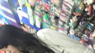 おかずその58 激カワ女子大生フラッシュ撮りパンチラ4 voyeur jp