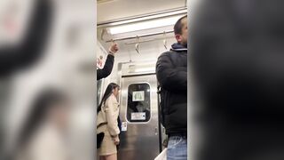 ４人のお姉さんの逆さパンチラ動画 ２２２ voyeur jp